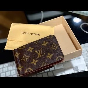 Authentic slim money clip Louis Vuitton wallet